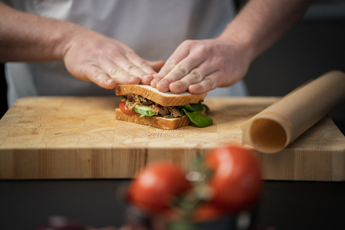 Liki neljännes kertoo joutuvansa heittämään leipää roskiin, koska se ei ole enää omasta mielestä riittävän tuoretta.